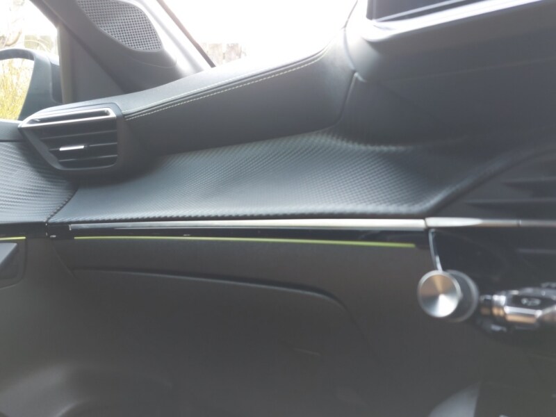 Used Peugeot 208 2022 for sale - 77657001: Photo 14