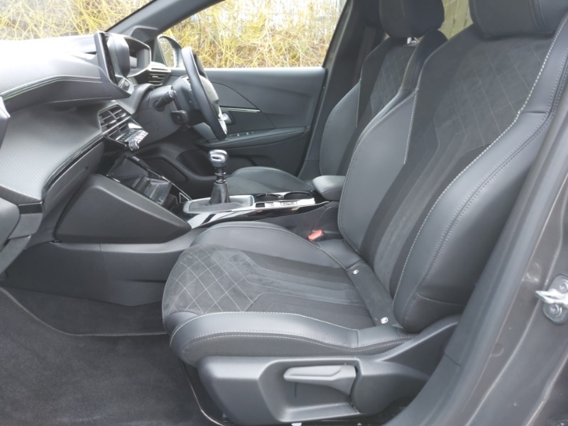 Used Peugeot 208 2022 for sale - 77657001: Photo 5