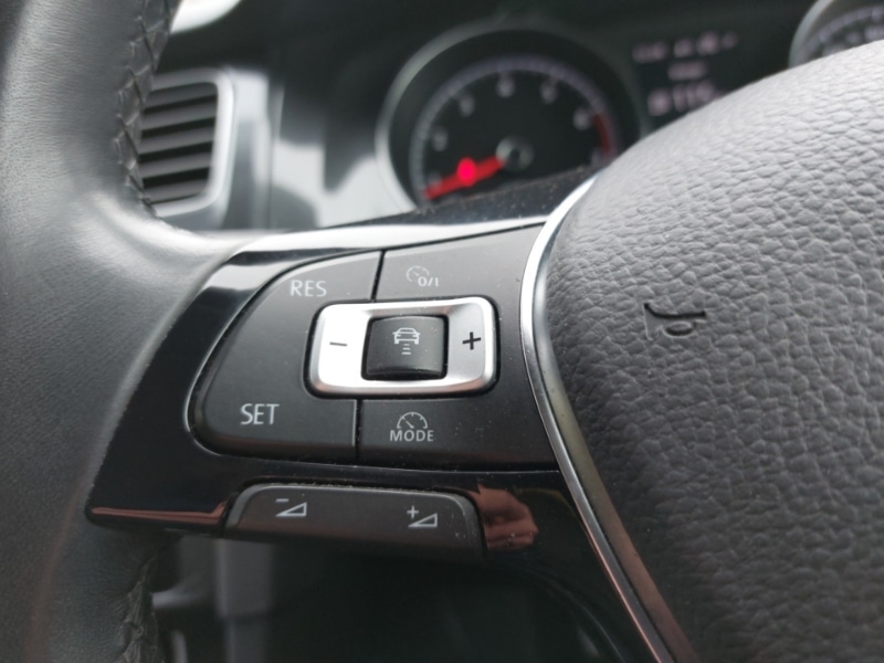 Used Volkswagen Golf 2017 for sale - 77197552: Photo 15