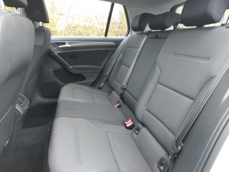 Used Volkswagen Golf 2017 for sale - 77197552: Photo 6