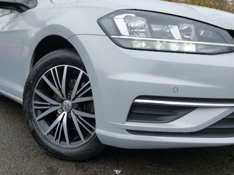 Used Volkswagen Golf 2017 for sale - 77197552: Photo 9