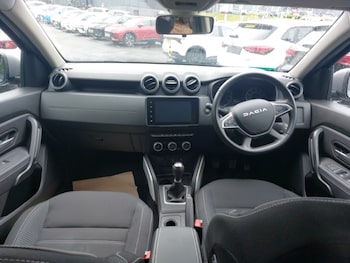 Used Dacia Duster 2024 for sale - 79336236: Photo