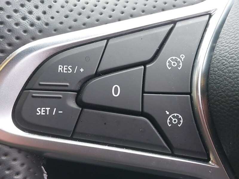 Used Renault Clio 2023 for sale - 78054679: Photo 18