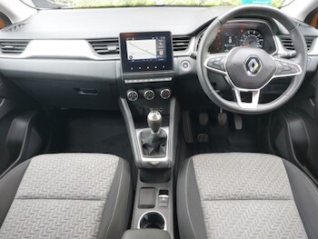 Used Renault Captur 2022 for sale - 78518923: Photo