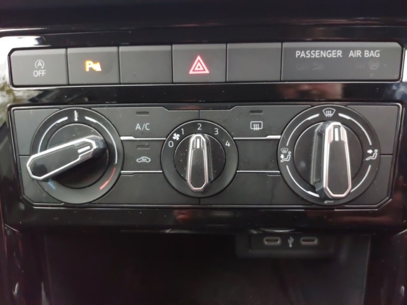 Used Volkswagen T-Cross 2023 for sale - 76450857: Photo 13