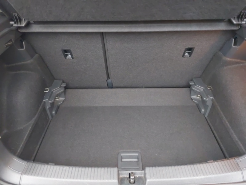 Used Volkswagen T-Cross 2023 for sale - 76450857: Photo 8