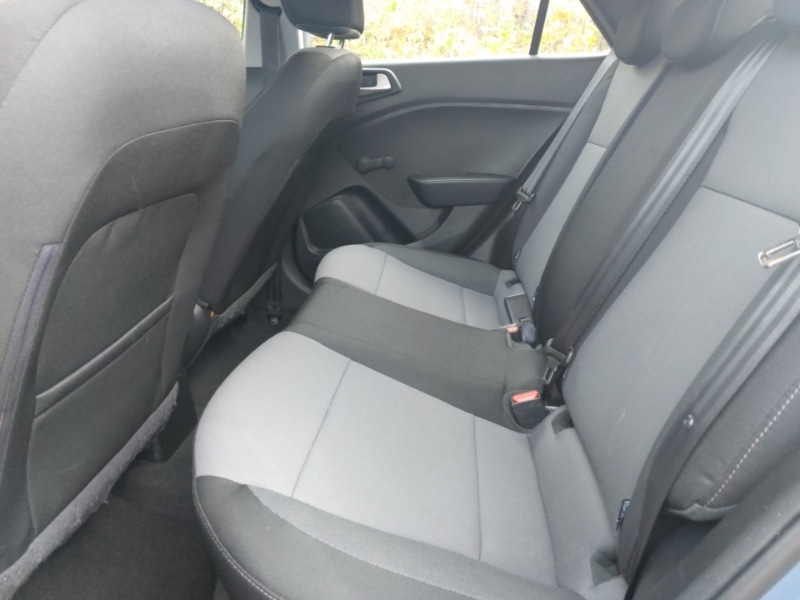 Used Hyundai i20 2018 for sale - 76392936: Photo 6