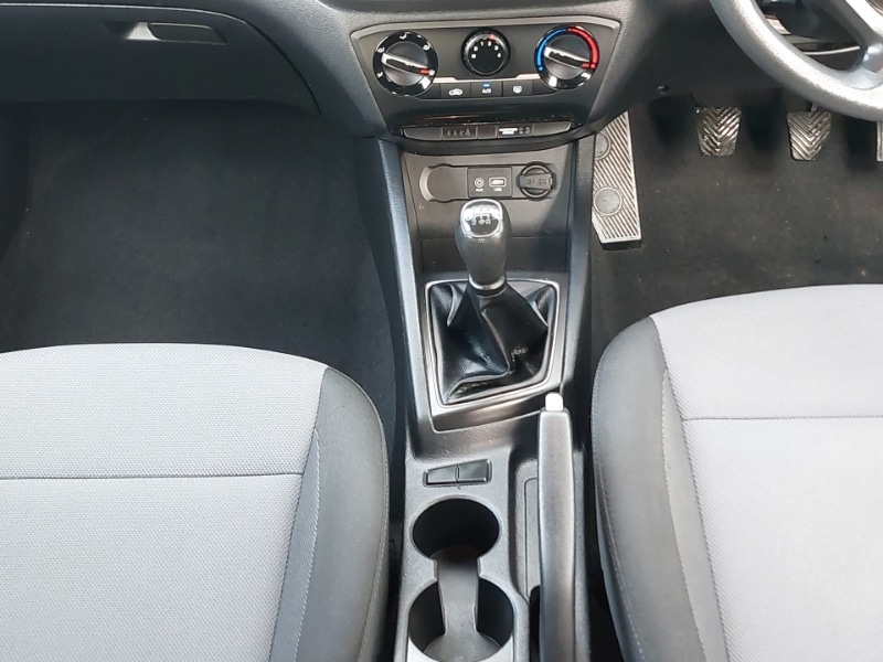 Used Hyundai i20 2018 for sale - 76392936: Photo 7