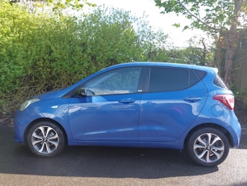 Used Hyundai i10 2019 for sale - 78537710: Photo