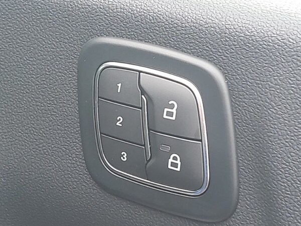Used Ford Kuga 2025 for sale - 76195229: Photo 14