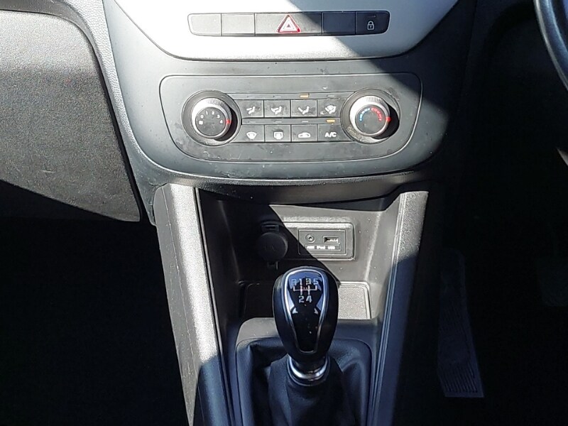 Used Kia Venga 2015 for sale - 77963908: Photo 11