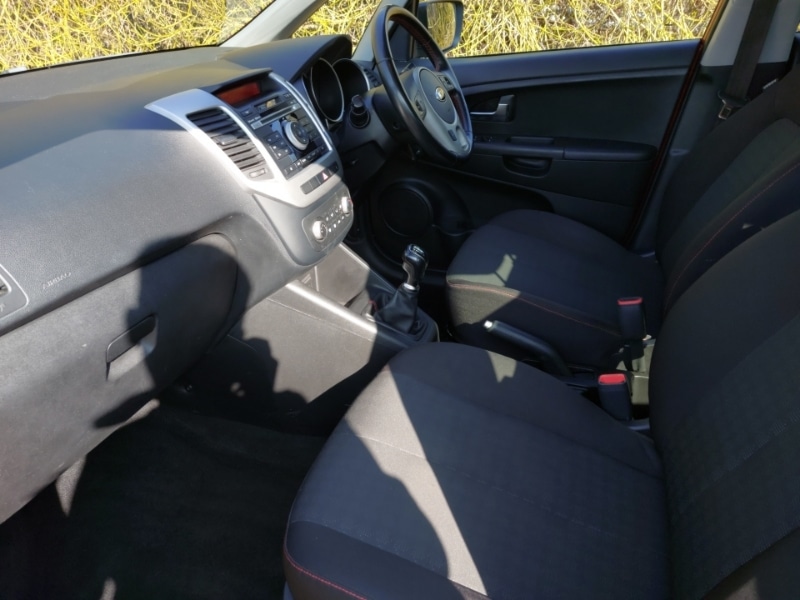 Used Kia Venga 2015 for sale - 77963908: Photo 5