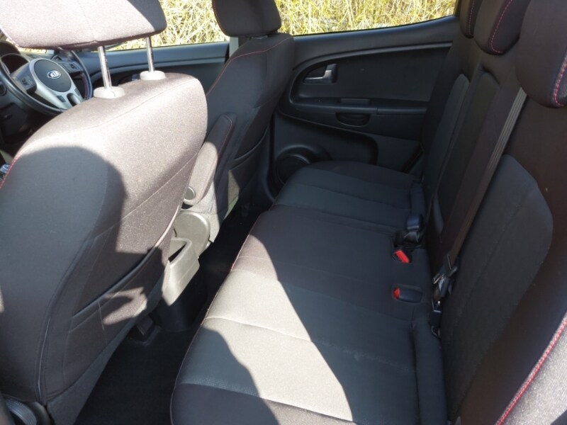 Used Kia Venga 2015 for sale - 77963908: Photo 6