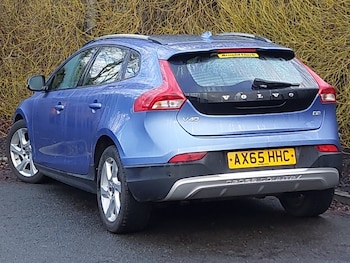 Used Volvo V40 2016 for sale - 78572276: Photo