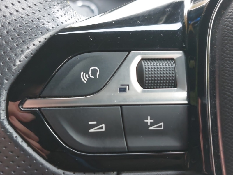 Used Peugeot 2008 2020 for sale - 76331607: Photo 18