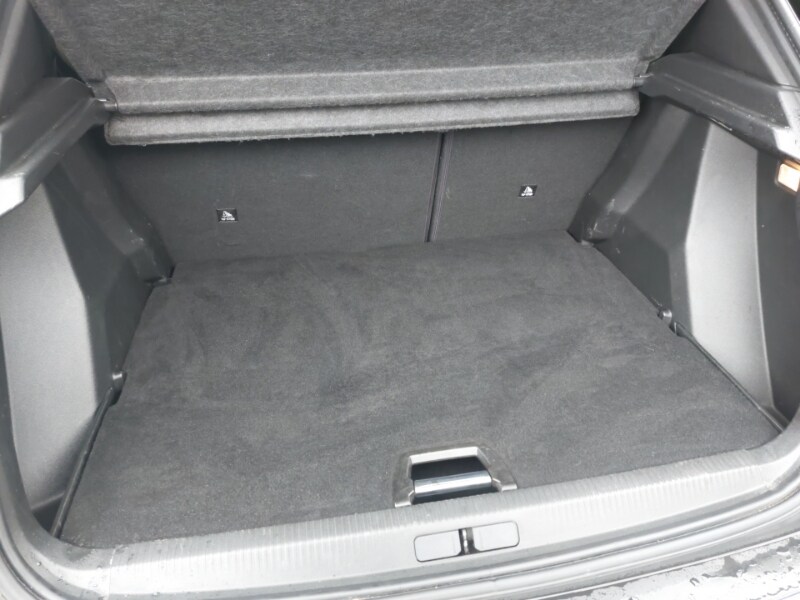 Used Peugeot 2008 2021 for sale - 78093885: Photo 8