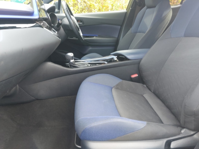 Used Toyota C-HR 2017 for sale - 76393106: Photo 5