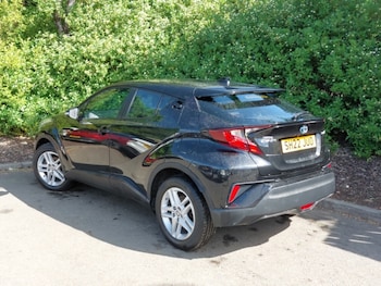 Used Toyota C-HR 2022 for sale - 75424558: Photo