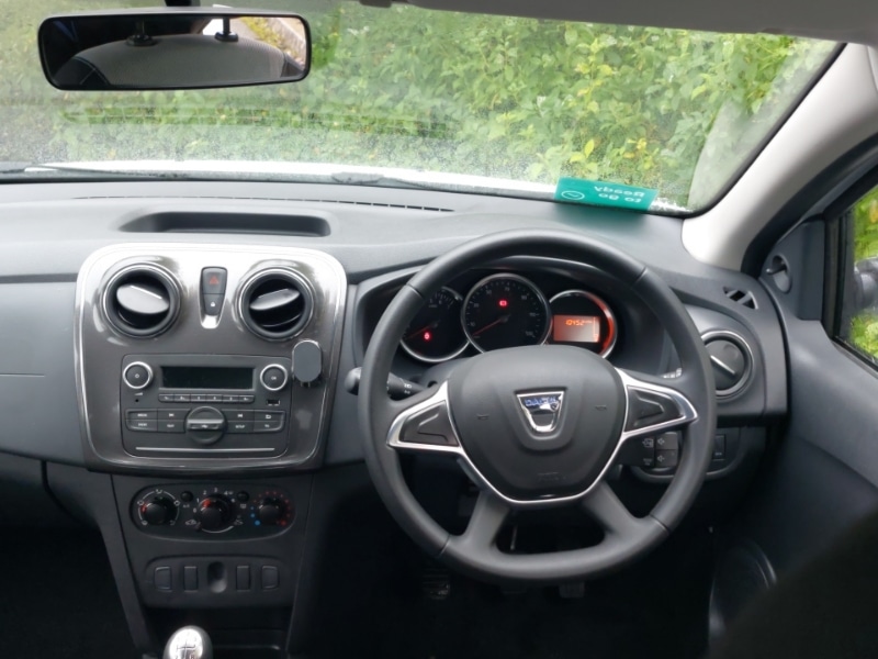Used Dacia Sandero Stepway 2020 for sale - 76195310: Photo 2