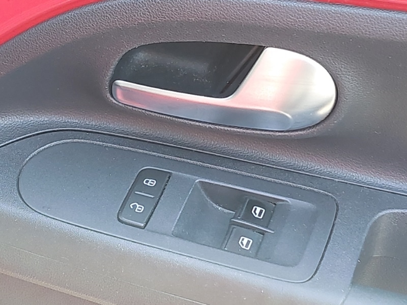 Used Volkswagen up! 2018 for sale - 78032704: Photo 13