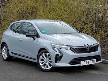 Used Renault Clio 2024 for sale - 78079594: Photo