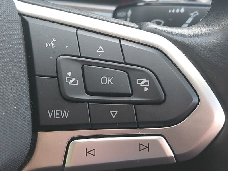 Used Volkswagen T-Roc 2023 for sale - 76533425: Photo 19