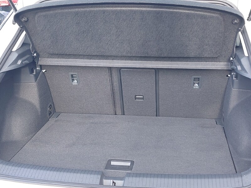 Used Volkswagen T-Roc 2023 for sale - 76533425: Photo 8