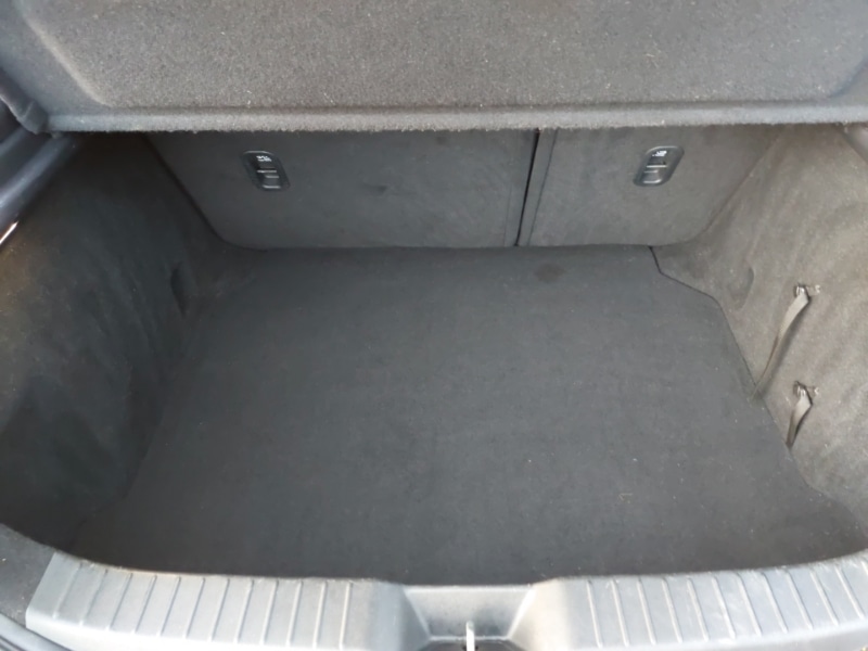 Used Mazda Mazda3 2019 for sale - 76983510: Photo 8