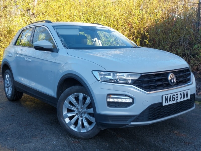 Used Volkswagen T-Roc 2018 for sale - 76683678: Photo 1