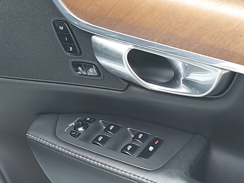 Used Volvo S90 2017 for sale - 76879994: Photo 13