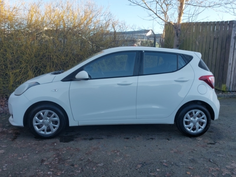 Used Hyundai i10 2018 for sale - 77085659: Photo 4