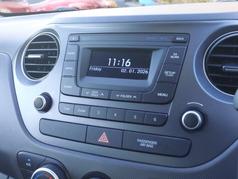 Used Hyundai i10 2018 for sale - 77085659: Photo 7