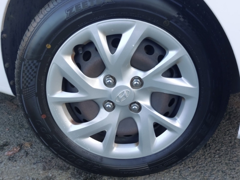 Used Hyundai i10 2018 for sale - 77085659: Photo 9