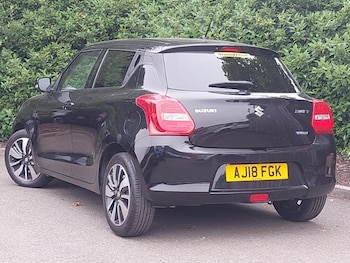 Used Suzuki Swift 2018 for sale - 79153103: Photo