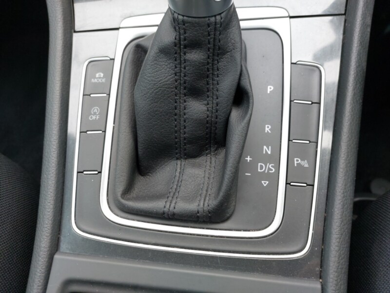 Used Volkswagen Golf 2017 for sale - 77569245: Photo 17