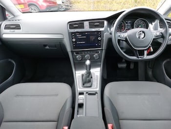 Used Volkswagen Golf 2017 for sale - 77569245: Photo