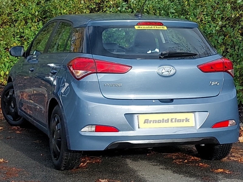 Used Hyundai i20 2018 for sale - 76560402: Photo 3