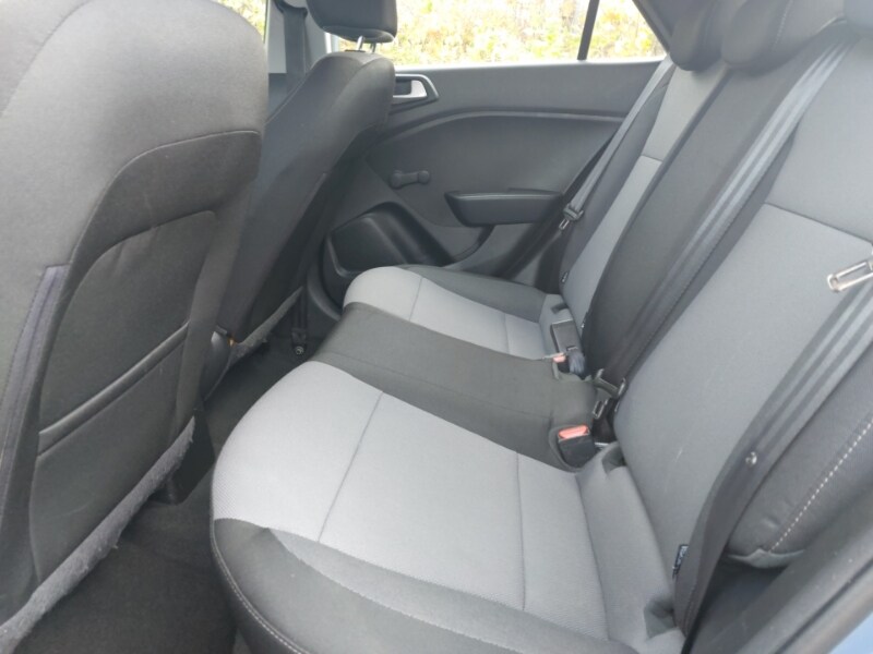 Used Hyundai i20 2018 for sale - 76560402: Photo 6