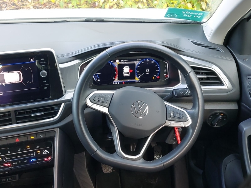 Used Volkswagen T-Roc 2023 for sale - 77410011: Photo 2