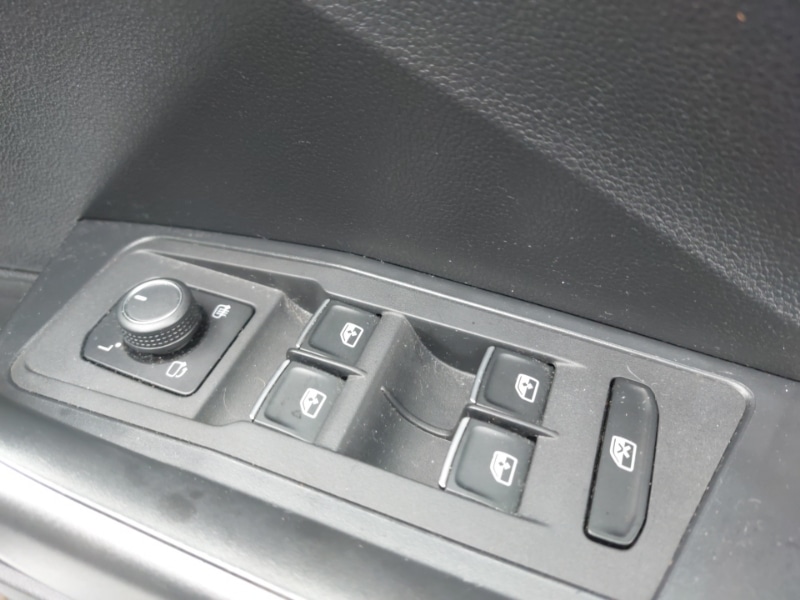 Used Volkswagen T-Roc 2019 for sale - 78079588: Photo 12