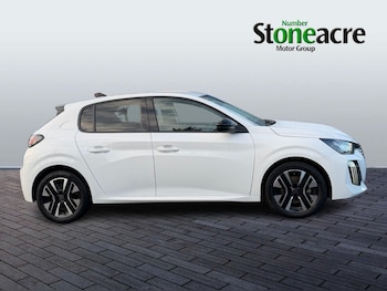 Used Peugeot 208 2024 for sale - 77412376: Photo