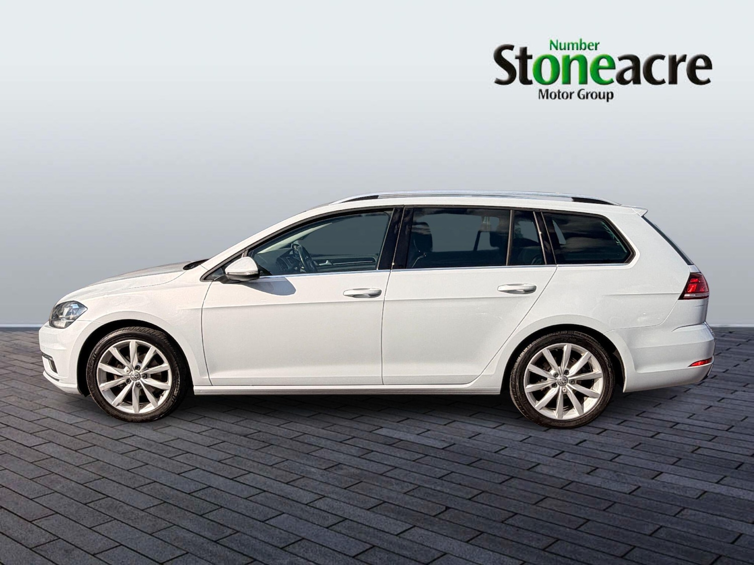 Used Volkswagen Golf 2017 for sale - 78086819: Photo 5