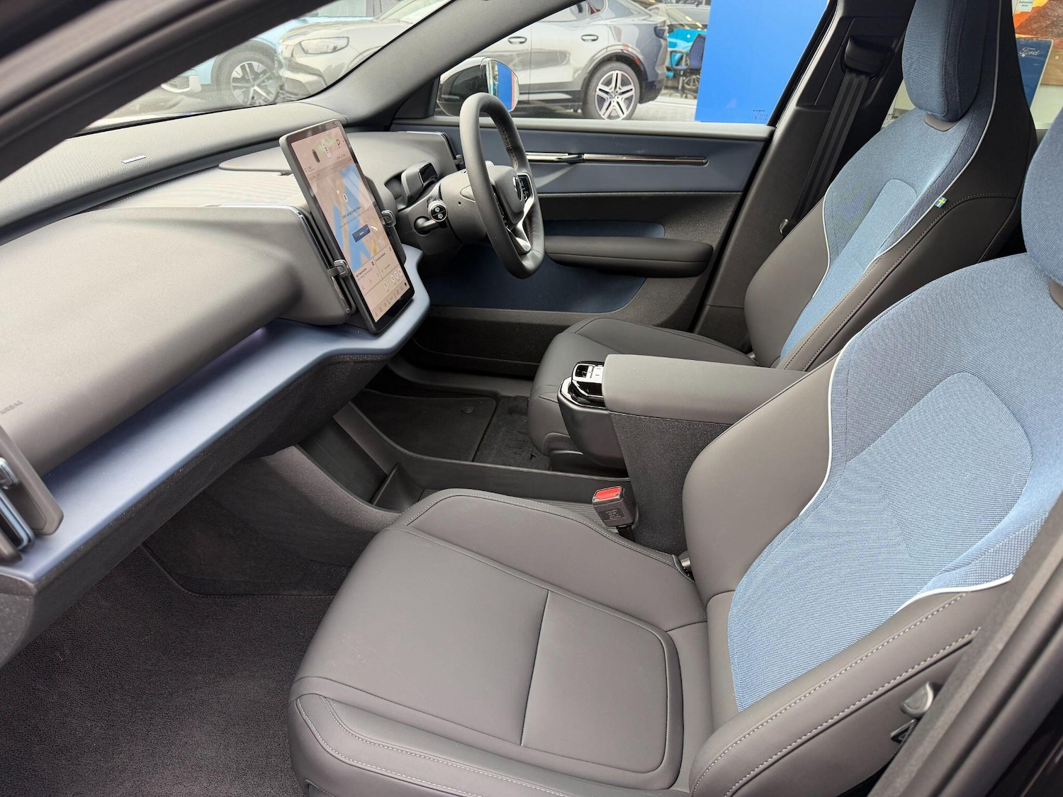 Used Volvo EX30 2025 for sale - 77626145: Photo 13