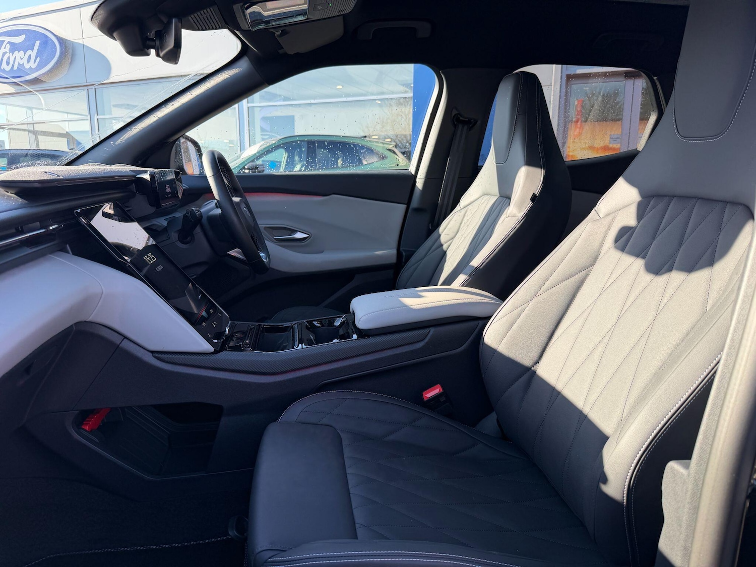 Used Ford Explorer 2026 for sale - 77925222: Photo 22