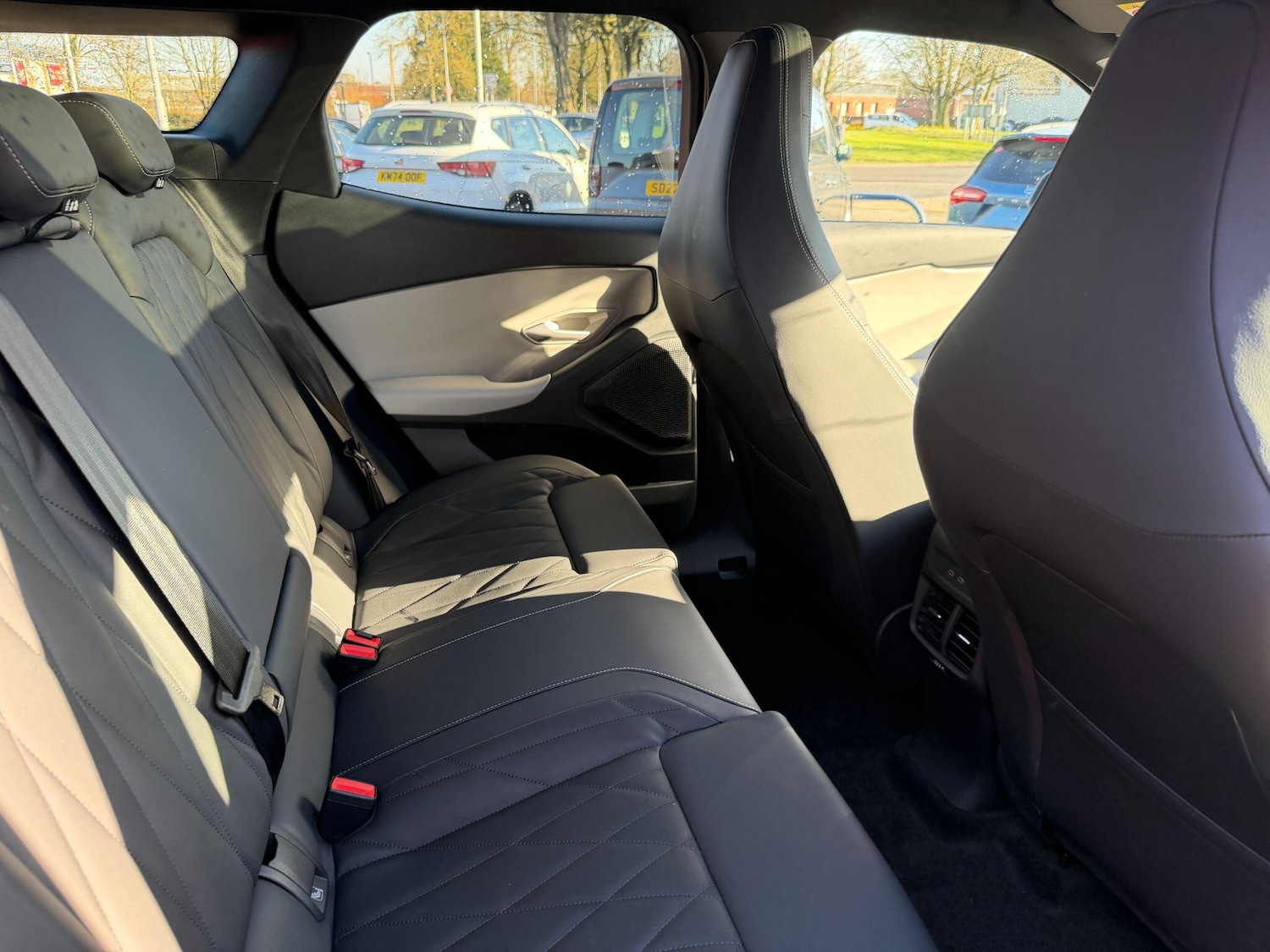 Used Ford Explorer 2026 for sale - 77925222: Photo 23