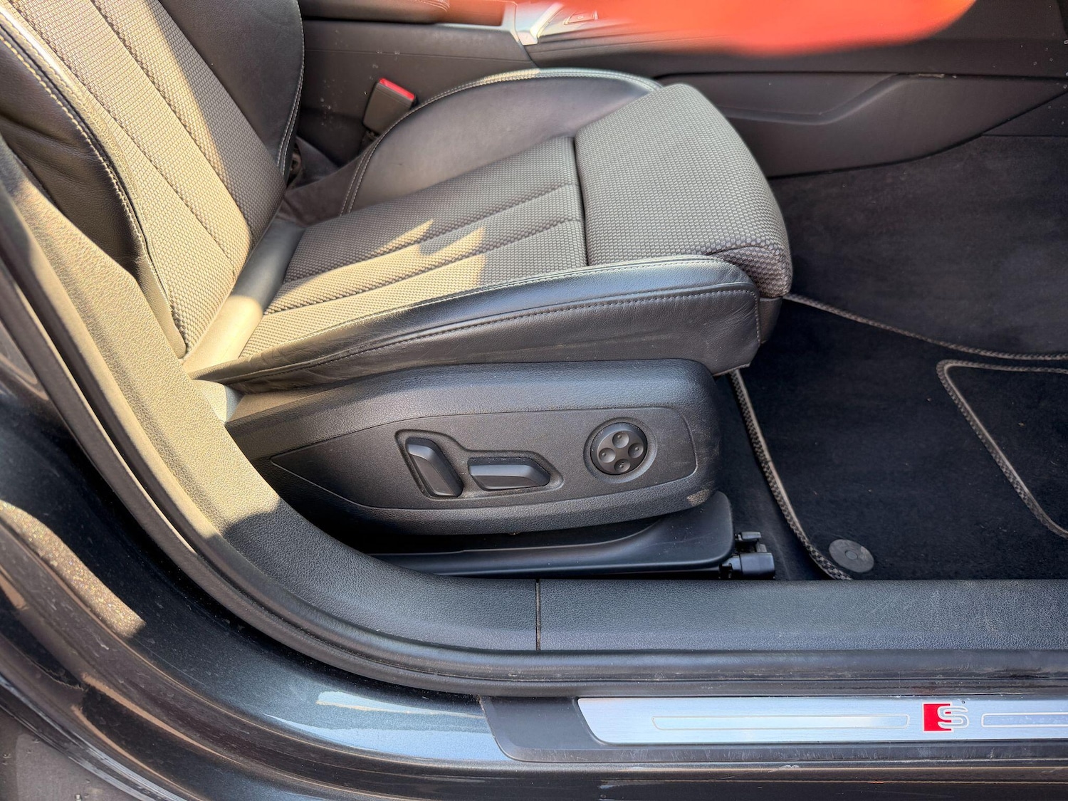 Used Audi A4 2016 for sale - 78086021: Photo 21