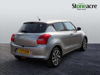 Used Suzuki Swift 2021 for sale - 79279339: Photo