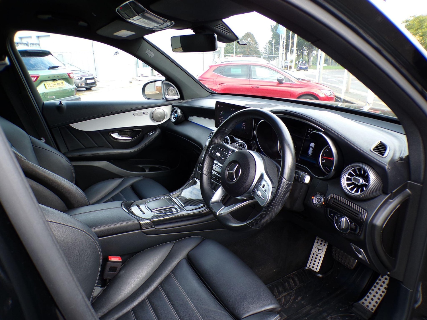 Used Mercedes-Benz GLC 2021 for sale - 76151142: Photo 11