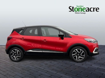 Used Renault Captur 2018 for sale - 77783358: Photo