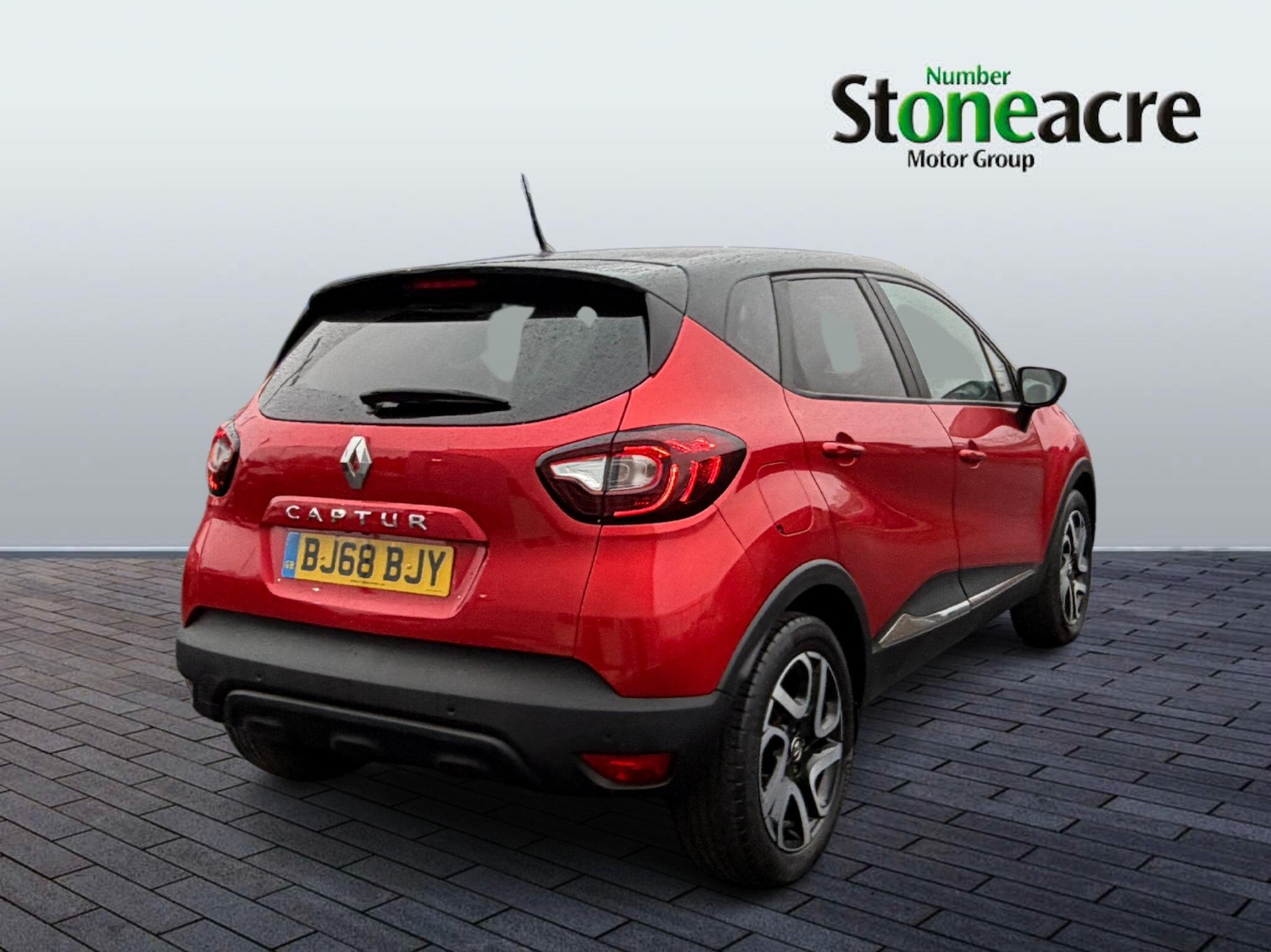 Used Renault Captur 2018 for sale - 77783358: Photo 4